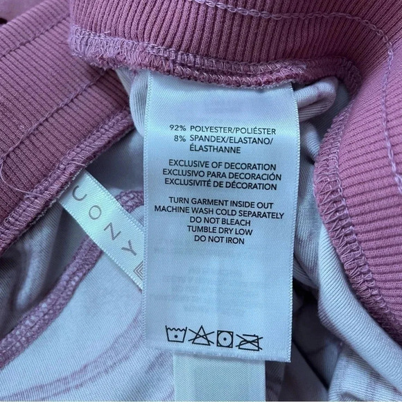 LuLaRoe Cozy Crystal Velour Crop Capri Pants Sz Med Solid Pink Magenta Swirl - Picture 6 of 10